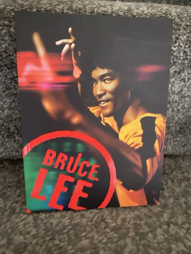 Bruce lee special book - lee,